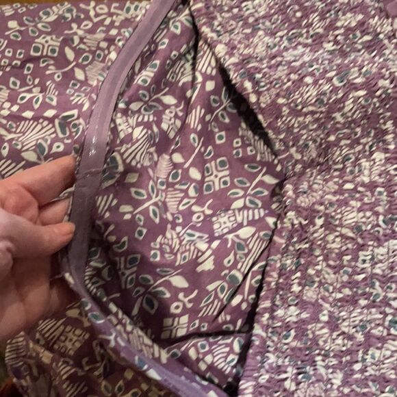 SWEETHEART BUSTLINE Tunic Top with Smocking! - Picture 9 of 9